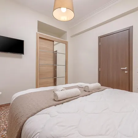 Dk In The Heart Of The Apartman *