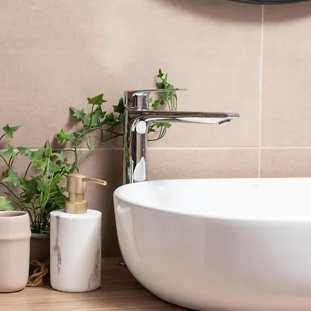 Dk In The Heart Of The Hriszí Aktí Haniá